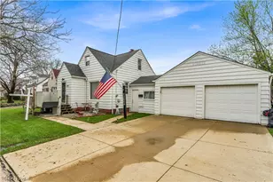 13004 Rockside Rd, Garfield Heights, OH 44125 - Photo 4