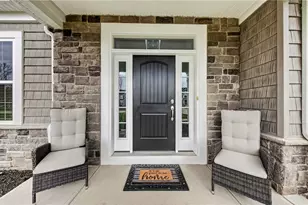 32646 Albion Dr, Avon Lake, OH 44012 - Photo 2