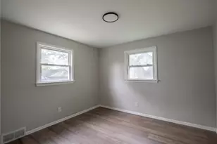 50 Glacier Ave, Youngstown, OH 44509 - Photo 8