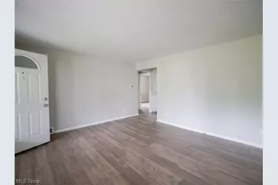 50 Glacier Avenue, Youngstown, OH 44509 - Photo 4