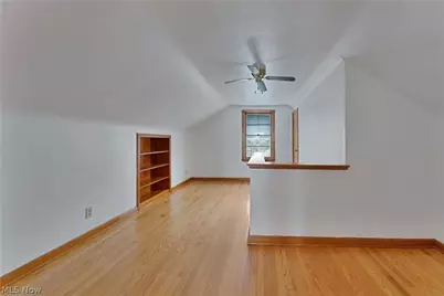 190 Struthers Liberty Road, Campbell, OH 44405 - Photo 12
