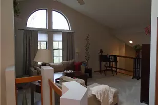 4062 St Andrews Ct, Canfield, OH 44406 - Photo 12