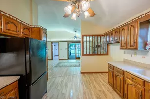 146 Graham Pl, Davisville, WV 26142 - Photo 6