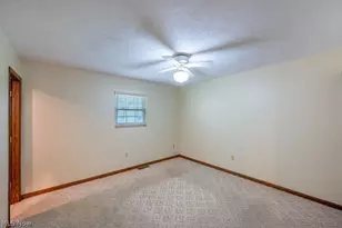 146 Graham Pl, Davisville, WV 26142 - Photo 24