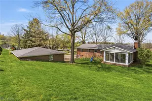 2430 Easton St NE, Canton, OH 44721 - Photo 4