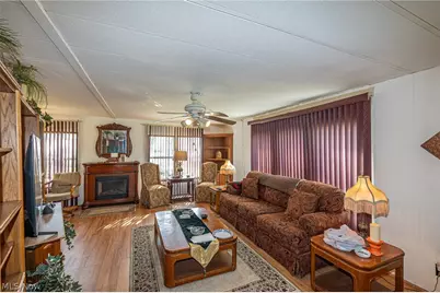 16 Grand Boulevard, Olmsted Twp, OH 44138 - Photo 6