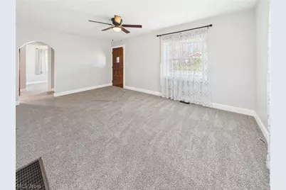 2702 Cleveland Avenue, Parkersburg, WV 26104 - Photo 2