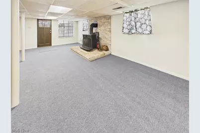 2702 Cleveland Avenue, Parkersburg, WV 26104 - Photo 18