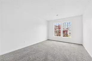 87 Crystal Ct, Brunswick, OH 44212 - Photo 20