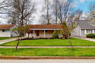 4790 Robinwood Dr, Mentor, OH 44060 - Photo 2