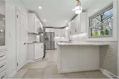 295 Sleepy Hollow Drive, Canfield, OH 44406 - Photo 10
