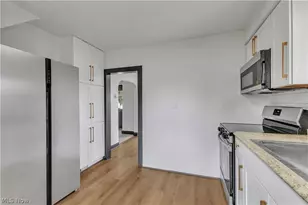 304 E Union St, Medina, OH 44256 - Photo 16