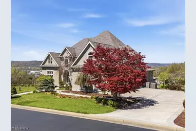 31 Wyndmere, Vienna, WV 26105 - Photo 2