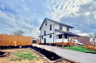 2520 8th St NE, Canton, OH 44704 - Photo 4
