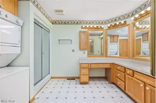249 Waverly Ave, Wadsworth, OH 44281 - Photo 16