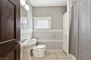 801 College Ave, Loveland, OH 44113 - Photo 14