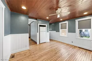 801 College Ave, Loveland, OH 44113 - Photo 12