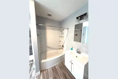 1745 E 30th Street, Lorain, OH 44055 - Photo 10