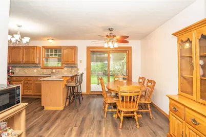 5782 Drenta Circle SW, Navarre, OH 44662 - Photo 8