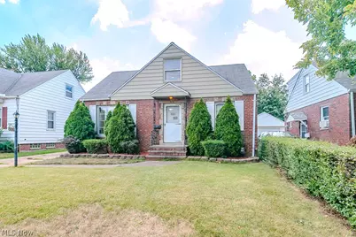 306 E 323rd Street, Willowick, OH 44095 - Photo 2