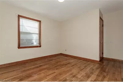 306 E 323rd Street, Willowick, OH 44095 - Photo 24