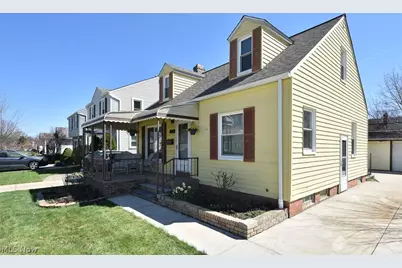 2929 Commonwealth Drive, Parma, OH 44134 - Photo 14