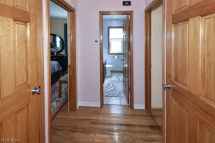 2929 Commonwealth Dr, Parma, OH 44134 - Photo 24