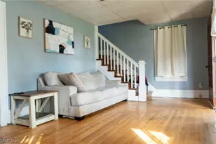 707 47th St, Vienna, WV 26105 - Photo 2