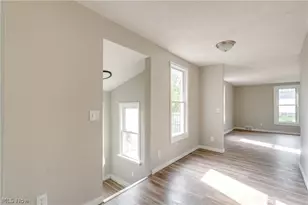 15413 Raymond St, Maple Heights, OH 44137 - Photo 12