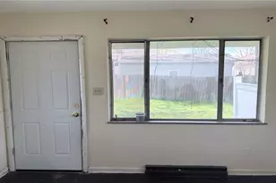 785 Brittain Rd, Akron, OH 44305 - Photo 14