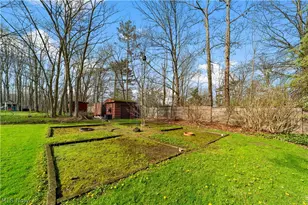 2050 Marshfield Rd, Mayfield Heights, OH 44124 - Photo 40
