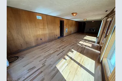 2902 Downeys Hill Drive NE, Dover, OH 44622 - Photo 28