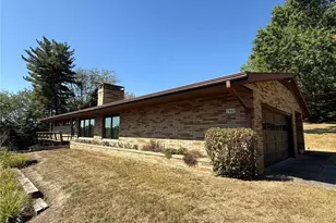 2902 Downeys Hill Dr NE, Dover, OH 44622 - Photo 2