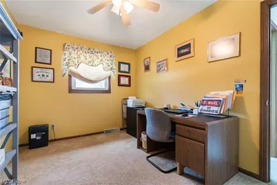 8811 Blitzen Road NW, North Canton, OH 44720 - Photo 34