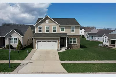 6138 E Meadow Farm Lane, Lorain, OH 44053 - Photo 2