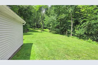 17015 McIntosh Road, Wellsville, OH 43968 - Photo 22