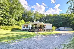 17015 McIntosh Rd, Wellsville, OH 43968 - Photo 2