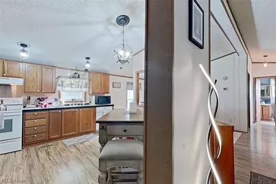 17015 McIntosh Road, Wellsville, OH 43968 - Photo 6