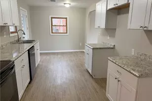 3003 Walter Rd, North Olmsted, OH 44070 - Photo 4