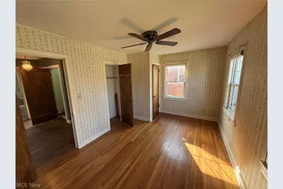 131 E 200th Street, Euclid, OH 44119 - Photo 18
