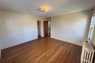 131 E 200th St, Euclid, OH 44119 - Photo 20
