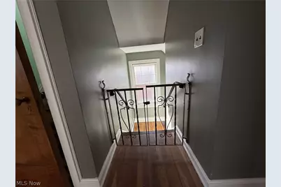 131 E 200th Street, Euclid, OH 44119 - Photo 34