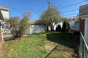 131 E 200th St, Euclid, OH 44119 - Photo 42