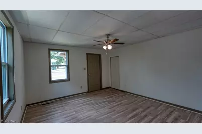 1222 Blaine Avenue, Cambridge, OH 43725 - Photo 4
