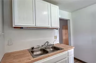 1222 Blaine Ave, Cambridge, OH 43725 - Photo 12