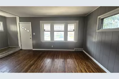 9910 Zimmer Avenue, Loveland, OH 44102 - Photo 8