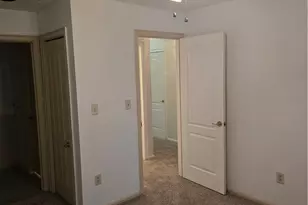 355 Village Pointe Dr, Akron, OH 44313 - Photo 4