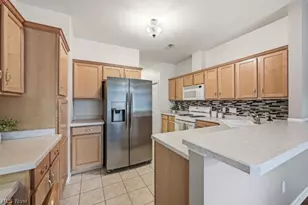 5 Hunters Woods Blvd, Canfield, OH 44406 - Photo 16