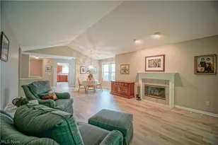 2917 Windsor Ct, Stow, OH 44224 - Photo 12