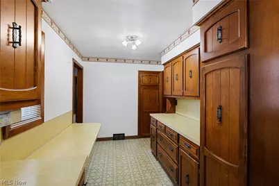 1140 Stearns Street, Brunswick, OH 44212 - Photo 4